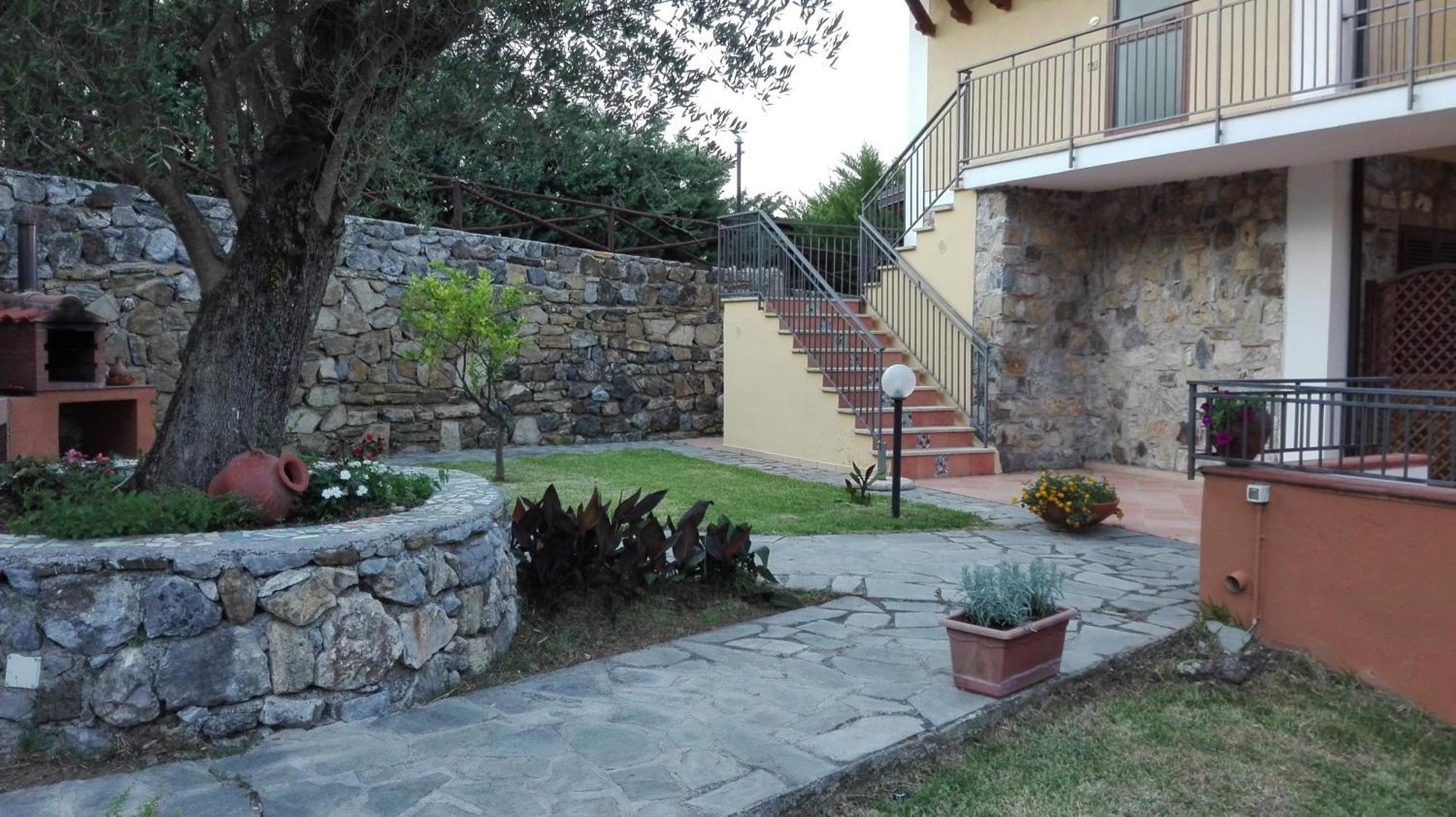 Tre Mulini Apartament Scario